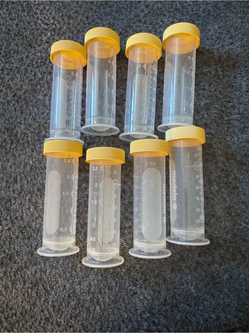 Medela Breast Milk Storage bottles with lids Made Without BPA Pack of 8 LN